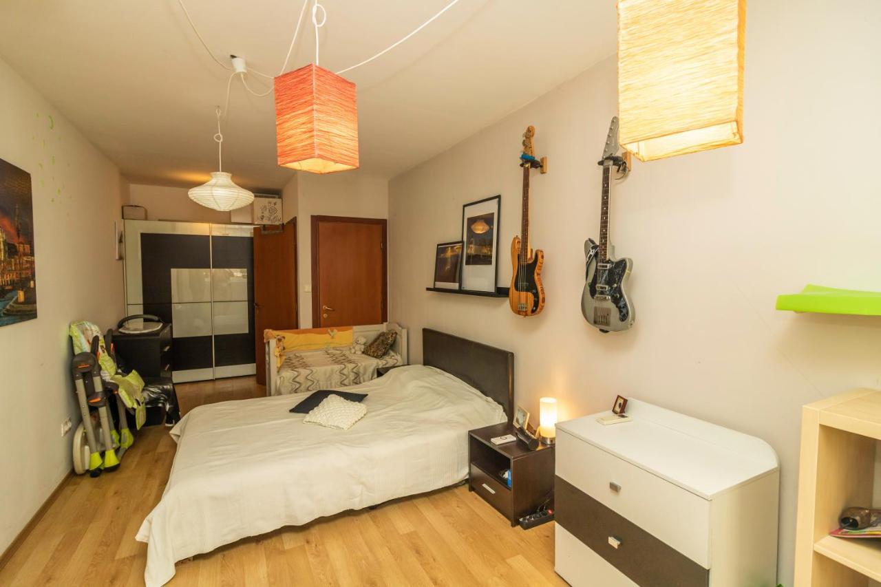 Tsar Guitar Aprt / Metro Station Apartment Sofia Exterior photo